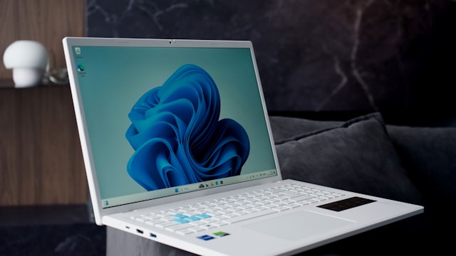 Artikelbild: Windows 11 Umstieg: Was Unternehmen jetzt wissen müssen